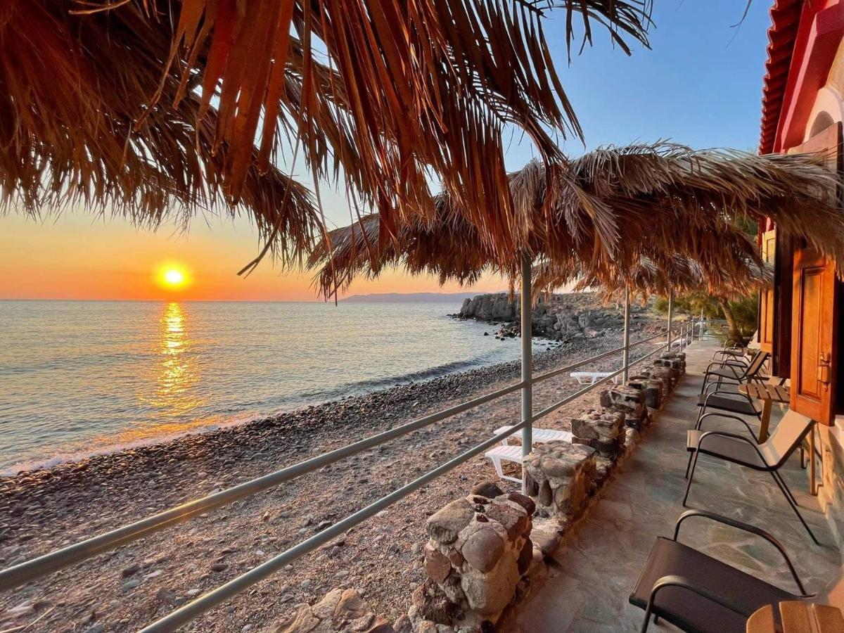 Terracotta Boutique Beach Studios Mithimna Extérieur photo